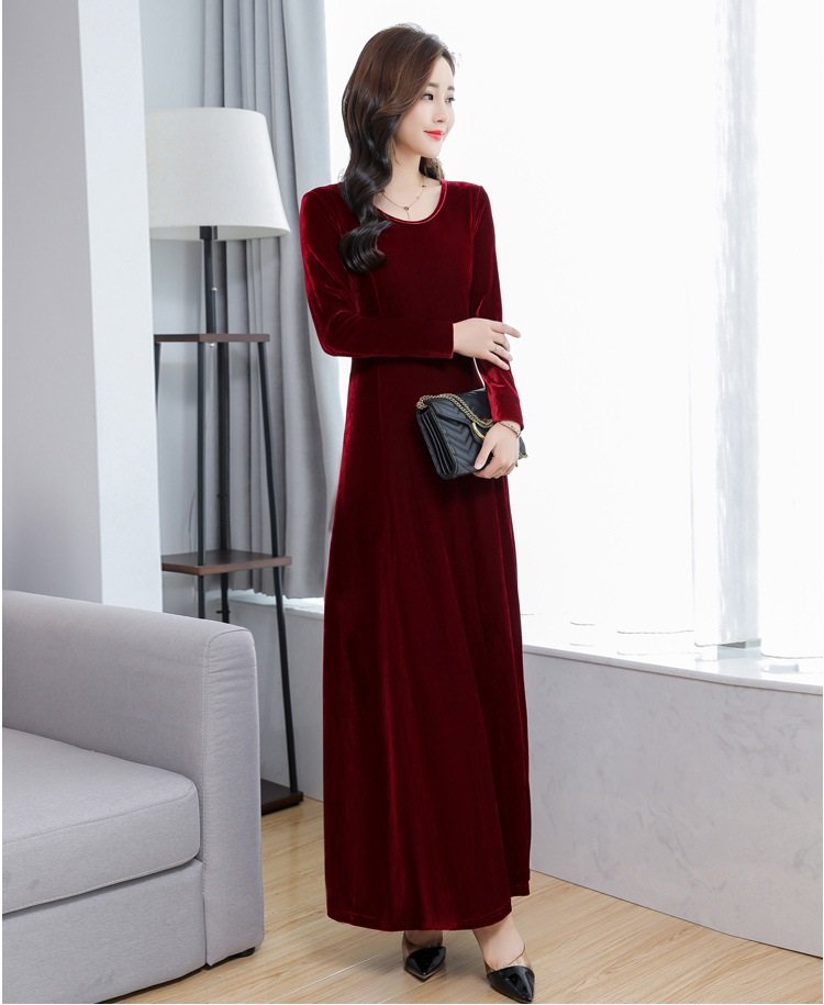 Velvet-Elegant-Aline-Round-Neck-Gown-14.jpg