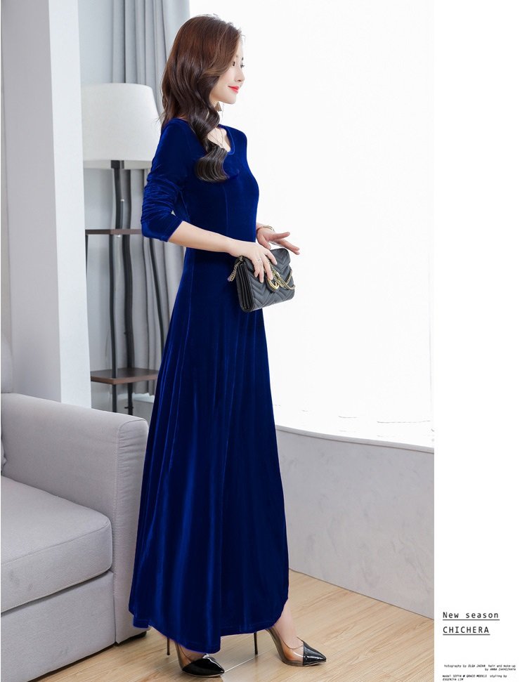 Velvet-Elegant-Aline-Round-Neck-Gown-7.jpg