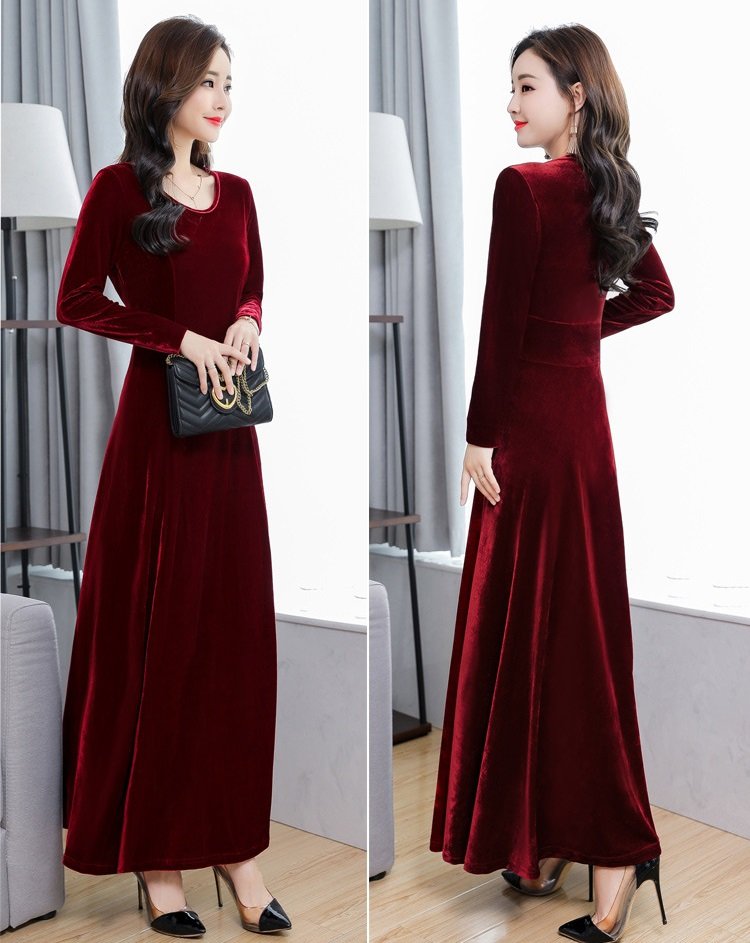Velvet-Elegant-Aline-Round-Neck-Gown-9.jpg